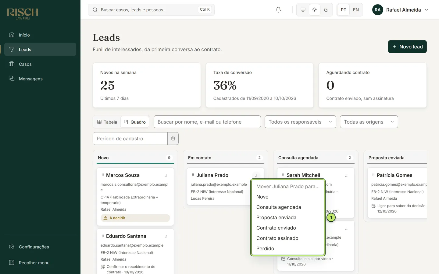 Cartão de lead com a lista Mover para aberta, mostrando as etapas para onde ele pode ir