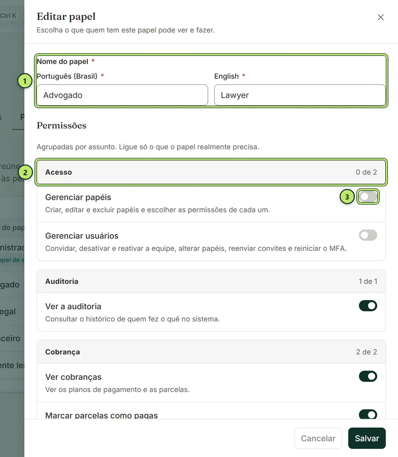 Gaveta Editar papel do Advogado, com o nome em português e inglês e as permissões agrupadas, cada uma com uma chave liga-desliga